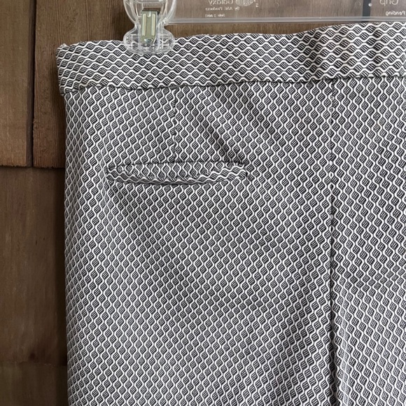 Geometric Black and White Jersey Tapered Trousers - Picture 9 of 9